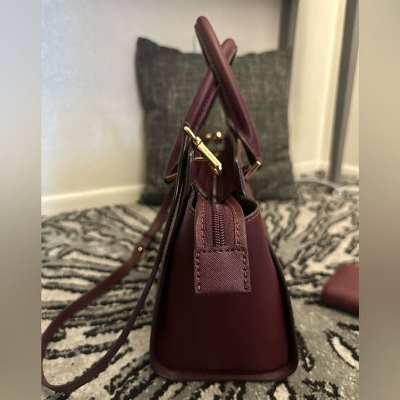Michael Kors Burgundy Salma Medium Handbag and Wallet Set - Picture 8 of 13